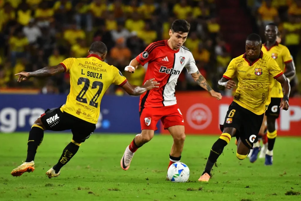 River le ganó 3 a 2 a Barcelona de Ecuador y quedó a un paso de los octavos