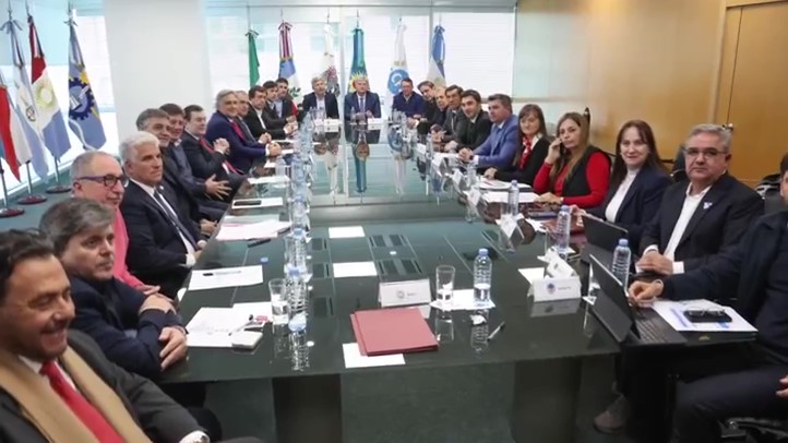 Redistribución federal: gobernadores exigen más recursos nacionales