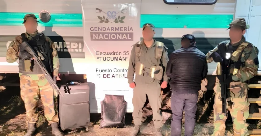 Incautan valija con doble fondo en Tucumán: llevaba 3 kg de cocaína