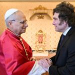 Javier Milei recibe al nuevo embajador del Vaticano y crece la expectativa por la visita de León XIV