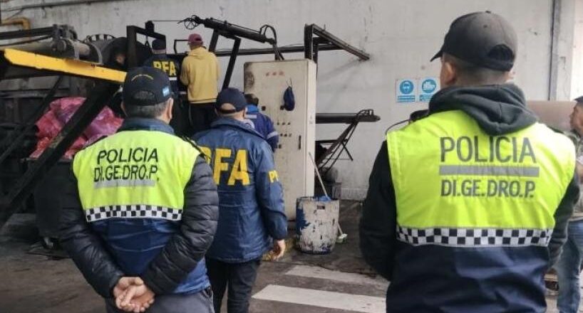 Incineran 87 kilos de cocaína y marihuana secuestrados en el motor de un camión y diversos operativos en Tucumán