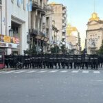 Aprehendidos, heridos y balas de goma: el festejo terminó de la peor manera en la plaza Independencia