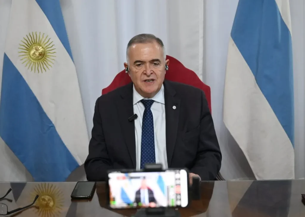 El gobernador Osvaldo Jaldo recibió el alta hospitalaria