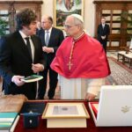 El Gobierno analiza decretar asueto o feriado por la visita del papa León XIV