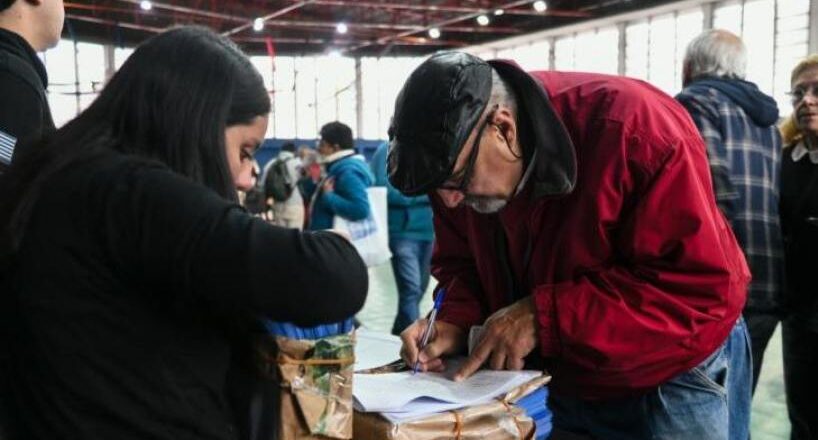 Avanza la entrega del boleto gratuito a jubilados para septiembre, octubre y noviembre