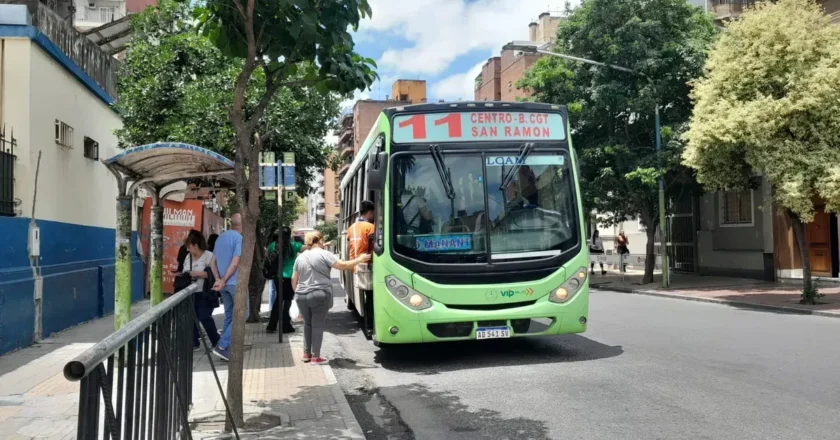 UTA suspendió el paro y seguirá negociando con los empresarios