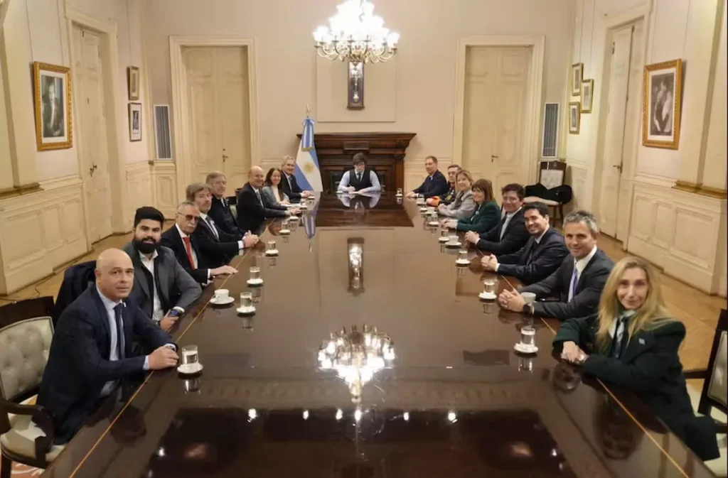 Milei encabezó la reunión de Gabinete y ratificó el rumbo económico