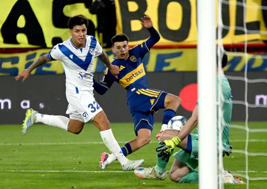 Boca empató 1-1 con Vélez y no pudo acercarse al líder de la Zona A