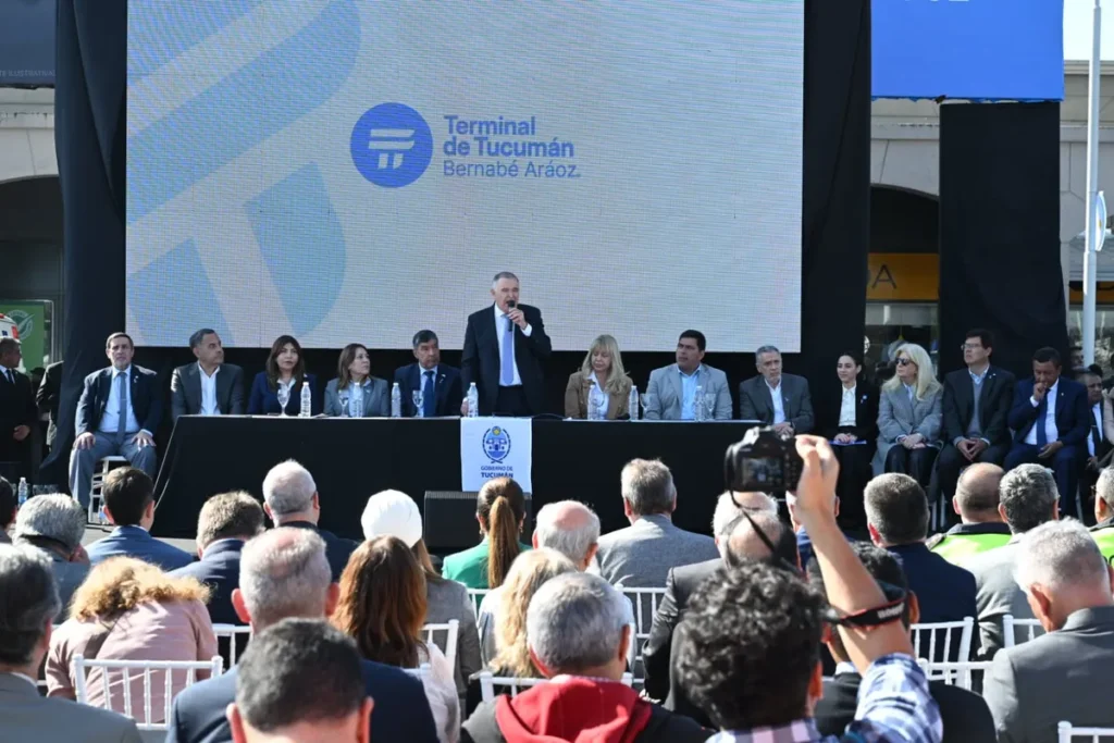 Terminal: Jaldo inauguró el inicio de las obras de modernización