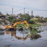 Intensifican la limpieza de canales y ríos ante el inicio de la temporada de lluvias en Tucumán