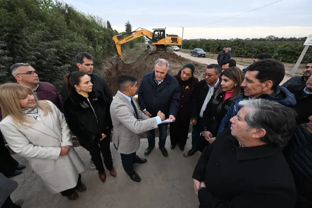 Jaldo inauguró obras y supervisó trabajos en canales de desagüe