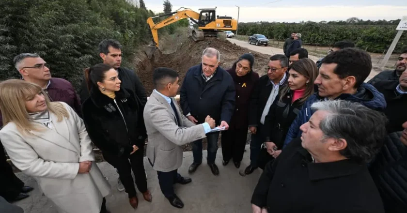 Jaldo inauguró obras y supervisó trabajos en canales de desagüe
