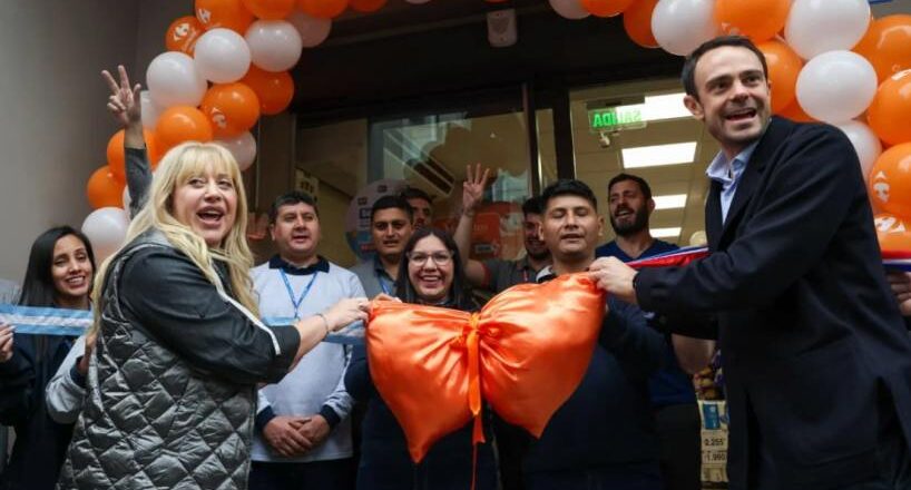 «Si les va bien a las empresas, nos va bien a todos»: Rossana Chahla celebró la inauguración del primer Carrefour Express